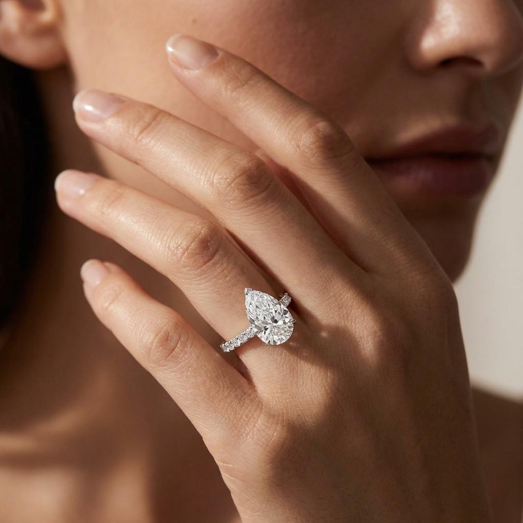 18K WHITE GOLD