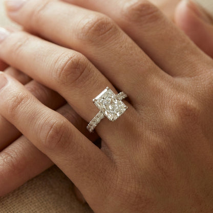 18K WHITE GOLD